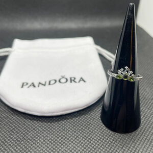 s Tiana Tiara Ring ~ Size 5